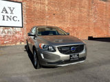 Used 2016 Volvo XC60 T5 Platinum image 2