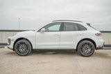 Certified 2025 Porsche Macan image 5