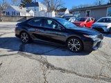 Used 2020 Toyota Camry SE image 4
