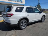 New 2025 Honda Pilot EX-L image 4