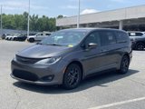 Used 2020 Chrysler Pacifica Touring w/ S Appearance Package image 4