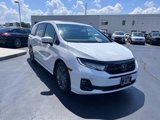 Used 2025 Honda Odyssey Touring image 3
