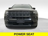 Certified 2022 Jeep Compass Altitude w/ Convenience Group image 3