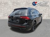 Certified 2024 Volkswagen Tiguan SE R-Line image 4