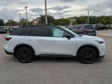 New 2026 INFINITI QX60 Luxe w/ Dark Cargo Package image 3