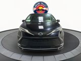 Used 2023 Toyota Sienna XLE image 3