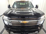 Used 2023 Chevrolet Silverado 2500 High Country image 3