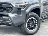 Used 2025 Toyota Tacoma TRD Off-Road w/ TRD Off Road Premium Package image 4
