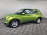 Used 2024 Hyundai Venue SE image 2