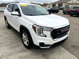 Used 2022 GMC Terrain SLE w/ Driver Convenience Package image 3