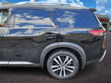 New 2025 Nissan Pathfinder Platinum image 4