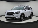 New 2025 Nissan Pathfinder Platinum w/ Cargo Package image 3