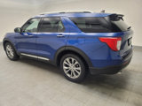 Used 2023 Ford Explorer Limited image 3