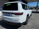 Used 2023 Jeep Wagoneer L Series II image 5