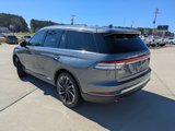 Used 2023 Lincoln Aviator Reserve w/ Equipment Group 201A image 6