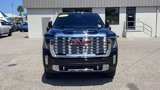 Used 2025 GMC Sierra 3500 Denali w/ Technology Package image 2