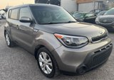 Used 2016 Kia Soul + image 2