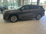 New 2025 Toyota Highlander Platinum image 3