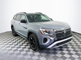 New 2025 Volkswagen Atlas Peak Edition SE image 3
