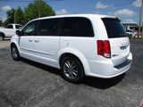 Used 2016 Dodge Grand Caravan SE image 3