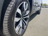 Certified 2022 Volkswagen Atlas SEL Premium image 2