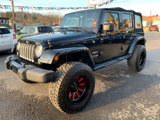 Used 2018 Jeep Wrangler Unlimited Sahara image 2