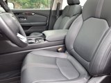 Used 2025 Honda Pilot Touring image 3