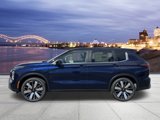 New 2025 Mitsubishi Outlander SE image 2