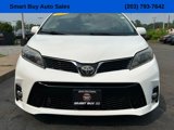 Used 2019 Toyota Sienna SE image 3