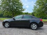 Used 2015 Chevrolet Cruze LT image 2