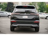 New 2025 Mitsubishi Outlander SE image 4
