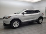 Used 2017 Nissan Rogue Sport S image 2