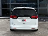 Used 2020 Chrysler Voyager L image 6