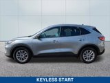 Used 2022 Ford Escape SE image 2