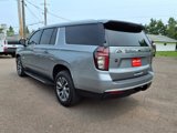 Used 2023 Chevrolet Suburban LT w/ LT Signature Plus Package image 4
