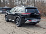 New 2025 Nissan Pathfinder Platinum image 5
