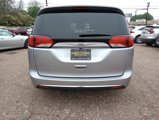Used 2020 Chrysler Pacifica Touring-L image 6