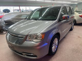 Used 2015 Chrysler Town & Country Limited Platinum image 2