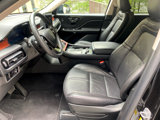 Used 2023 Lincoln Aviator Reserve w/ Equipment Group 201A image 6