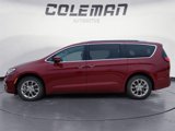 Used 2021 Chrysler Pacifica Touring-L w/ Premium & Safety Sphere Group image 2