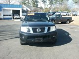 Used 2010 Nissan Pathfinder SE w/ SE Premium Journey Pkg image 5