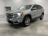 Used 2024 GMC Terrain SLT image 3