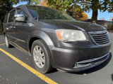Used 2016 Chrysler Town & Country Touring image 4
