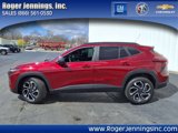 Used 2025 Chevrolet Trax RS w/ Driver Confidence Package image 2