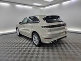 New 2026 Porsche Cayenne image 3