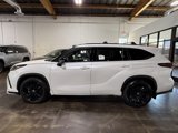 New 2025 Toyota Highlander XSE image 5