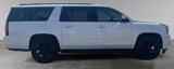 Used 2019 GMC Yukon XL SLT w/ Graphite Performance Edition image 2
