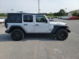 Used 2024 Jeep Wrangler Unlimited image 6