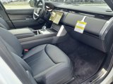 New 2025 Land Rover Range Rover SE image 2