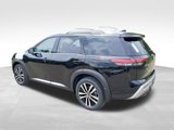 New 2025 Nissan Pathfinder Platinum image 3